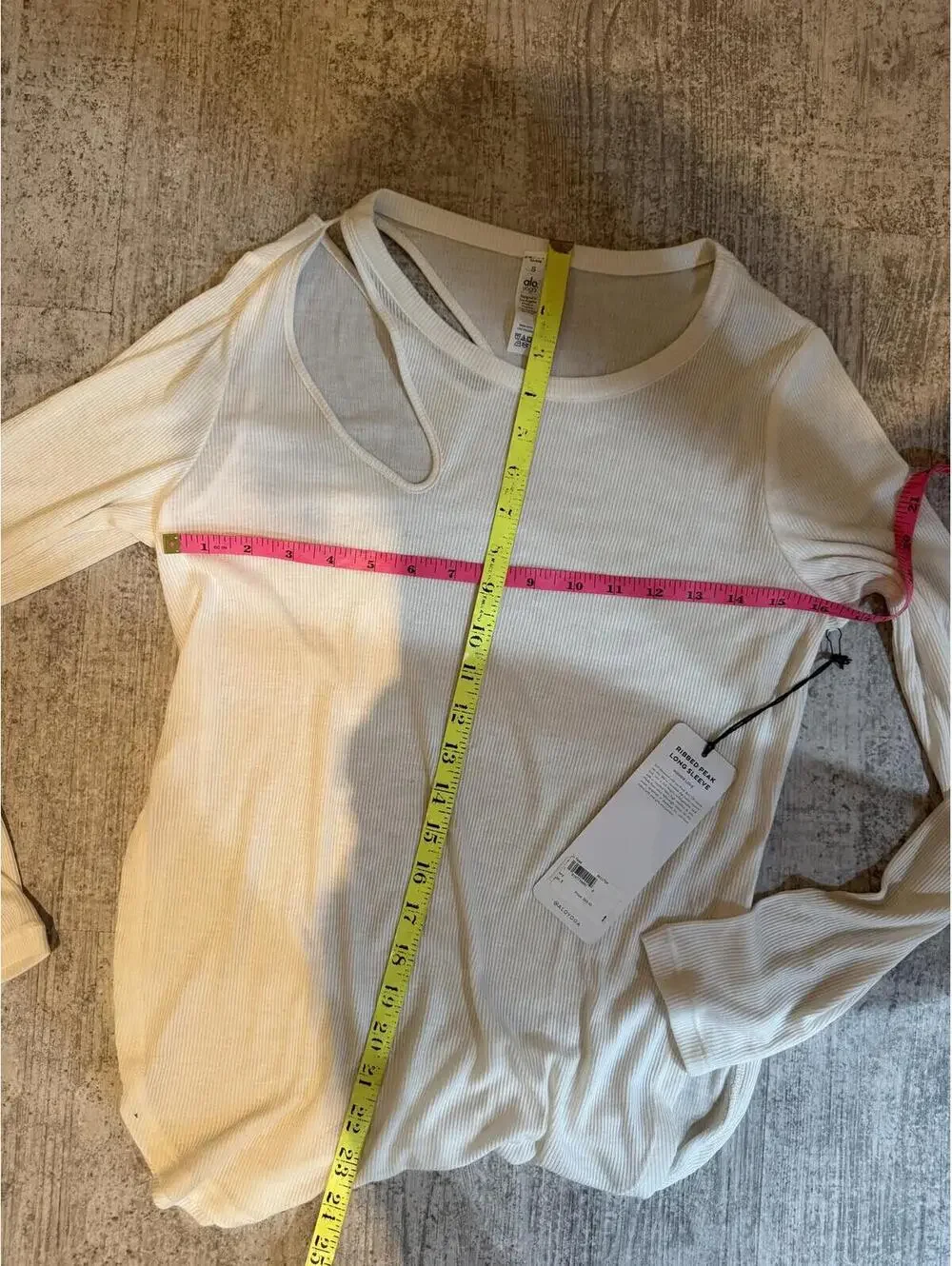 NWT ALO Yoga Ribbed Peak White Long Sleeve Tee Small